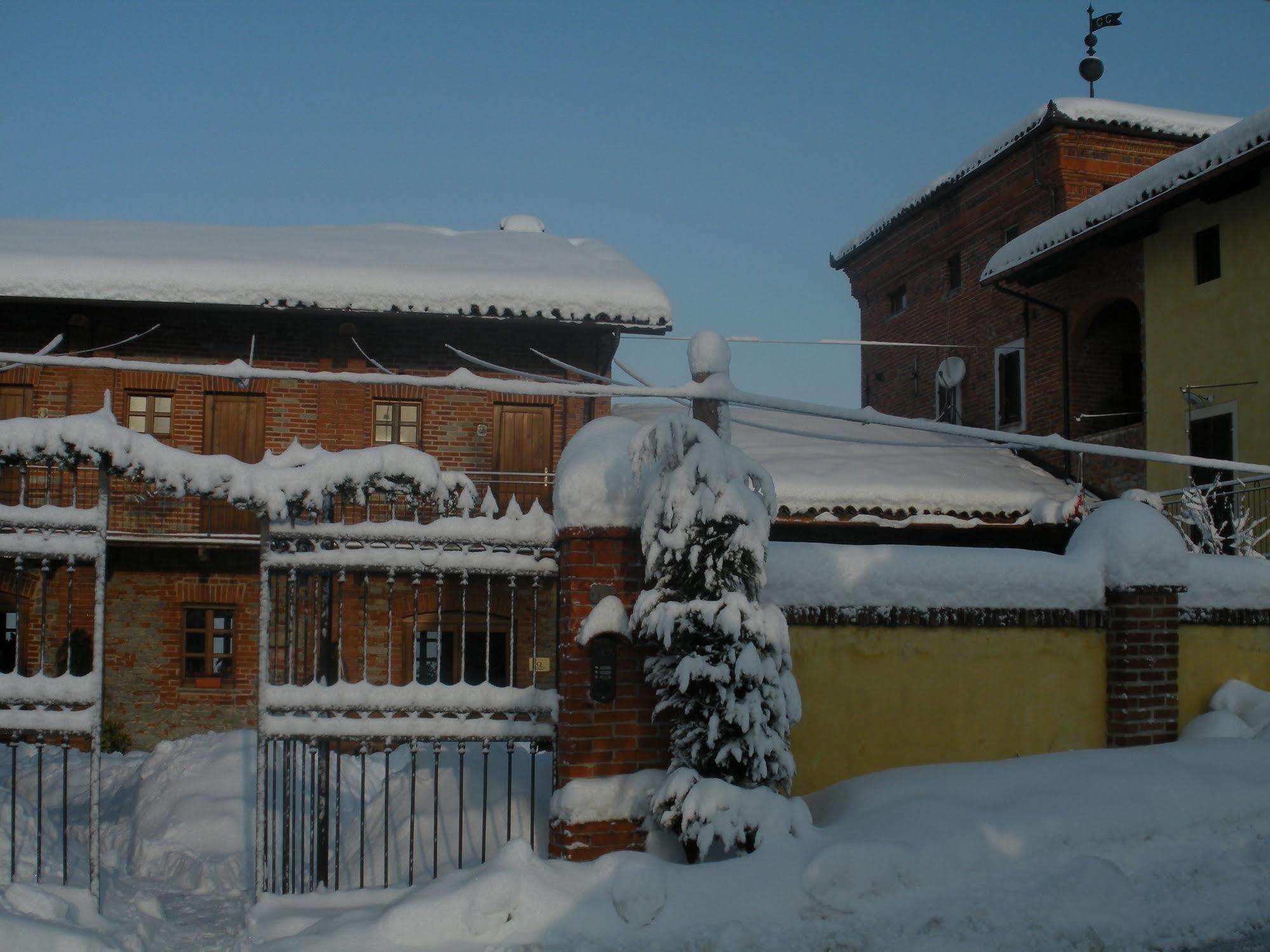 Villa Il Palazzetto Clavesana Exterior foto