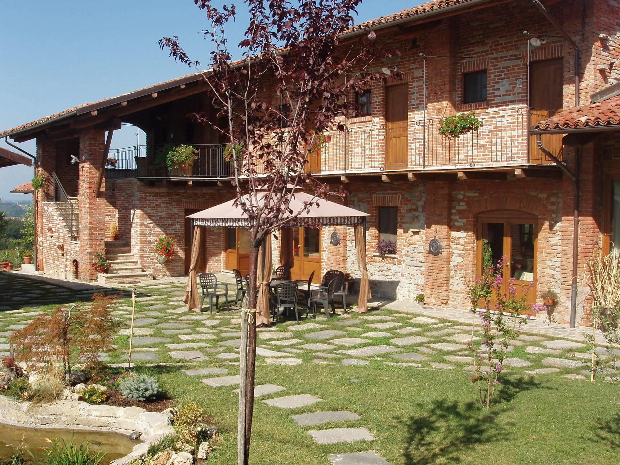 Villa Il Palazzetto Clavesana Exterior foto